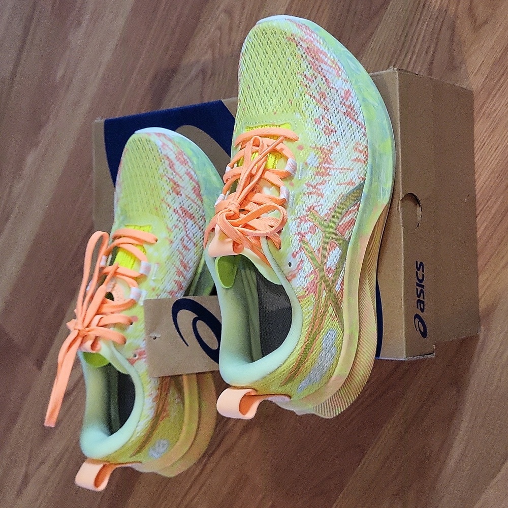 NIB Asics Noosa Tri 16 Safety Yellow/Cool Matcha Running Shoes Sz7.5 - Picture 9 of 11